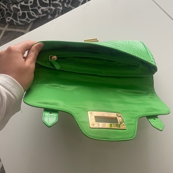 Vintage Lauren Ralph Lauren Green Faux Croc Skin Handbag Gold Toned - Picture 4 of 10